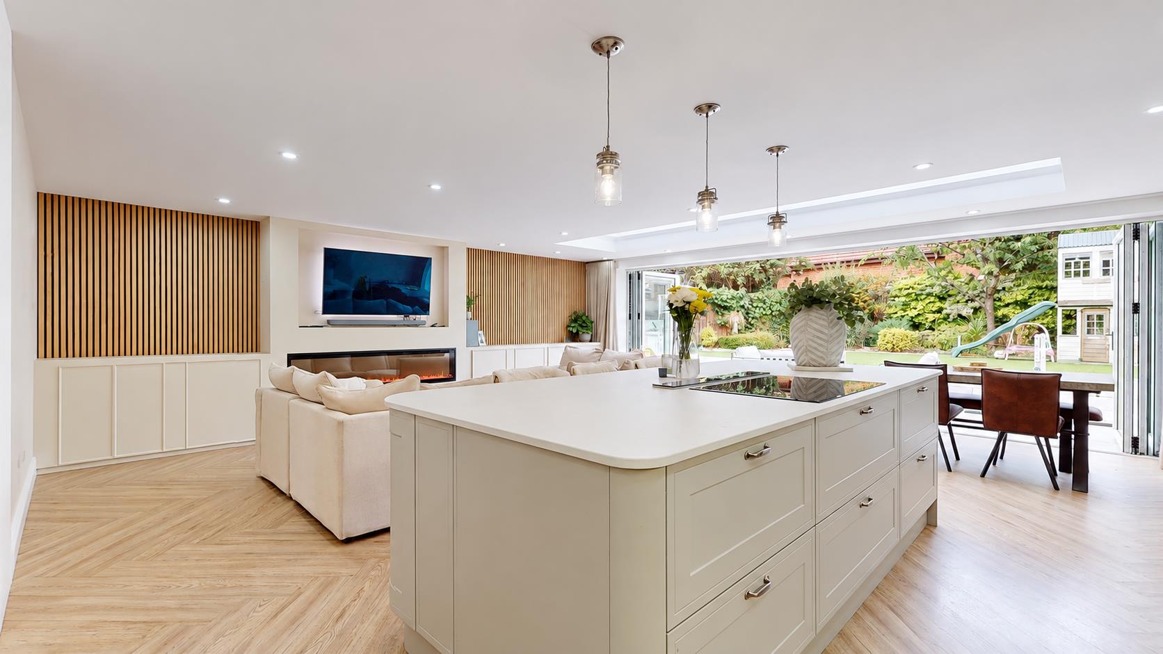 Garthwaite Crescent, Shenley Brook End, Milton Keynes